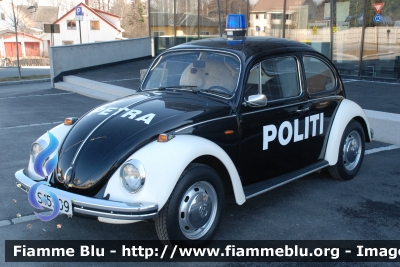 Volkswagen Maggiolino
Kongeriket Norge - Kongeriket Noreg - Norvegia
Politi - Polizia
