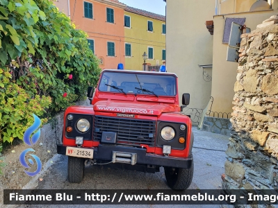 Land Rover Defender 90
Vigili del Fuoco
Comando Provinciale di Savona
Distaccamento Permanente di Finale Ligure (SV)
VF 21534
Parole chiave: Land Rover Defender 90 Finale Ligure