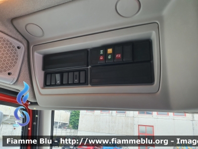 Volvo FL 280 IV serie CrewCab
Vigili del Fuoco
Comando Provinciale di Pavia
Distaccamento Volontario di Mede (PV)
AutoPompaSerbatoio allestimento Fortini
VF 32551
Parole chiave: Volvo FL_280_IVserie VF32551