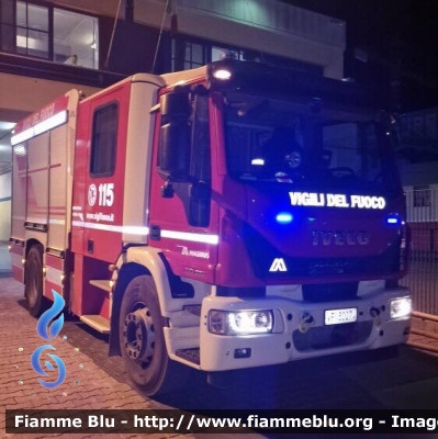 Iveco EuroCargo MaxiCity 180E30 IV serieVigili del Fuoco
Vigili del Fuoco
Comando Provinciale di  Altamura
AutoPompaSerbatoio allestimento Magirus
Parole chiave: Iveco EuroCargo MaxiCity 180E30 IV