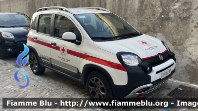 Fiat Nuova Panda 4x4 II serie
Croce Rossa Italiana 
Comitato di Loreto 
CRI 764 AF
Parole chiave: Fiat Nuova_Panda_4x4IIserie cri764af