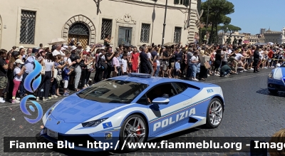 Lamborghini Huracán LP 610-4
Polizia Di Stato 
Polizia Stradale 
POLIZIA H8862
Parole chiave: Lamborghini Huracán_LP_610-4 POLIZIA_H8862