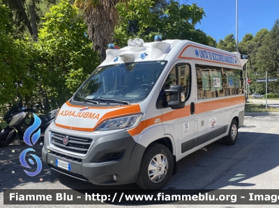 Fiat Ducato X290
Azienda Sanitaria Locale 4 
ASL Teramo
118 Abruzzo Soccorso
Codice Automezzo: T 0615
Selettiva: 1552
Allestito da GGG Elettromeccanica
Parole chiave: Fiat Ducato_X290 Ambulanza