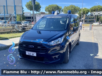 Ford Transit Connect Combi
Polizia Penitenziaria 
Servizio Traduzioni e Piantonamenti 
Allestito da Focaccia Group
POLIZIA PENITENZIARIA 840 AH
Parole chiave: Ford Transit_connect_combi POLIZIAPENITENZIARIA840AH