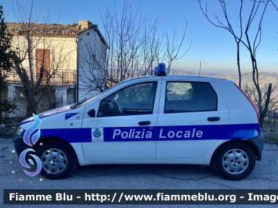 Fiat Punto II serie
Polizia Locale
Comune di Penna Sant'Andrea (TE)
Codice automezzo: 01
Parole chiave: Fiat Punto_IIserie