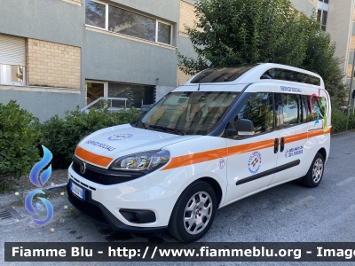 Fiat Doblò XL IV serie 
Croce Italia Ambulanze ETS (Sambuceto)
Servizi Sociali 
Allestito da Olmedo 
Codice automezzo: 27
Parole chiave: Fiat Doblò_XL_IVserie