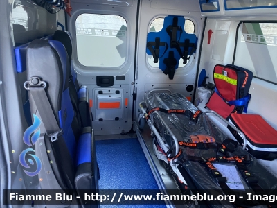 Fiat Ducato X290
Unione Soccorso Intercomunale (USI)
Ambulanza
Allestita da EDM 
Codice Automezzo: TEUS09
Parole chiave: Fiat Ducato_X290 Ambulanza