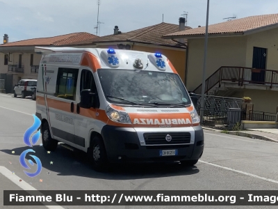 Fiat Ducato X250
Soccorso Emergenza Radio Abruzzo (SER)
Ambulanza
Allestita da Orion Veicoli Speciali
Parole chiave: Fiat Ducato_X250 Ambulanza