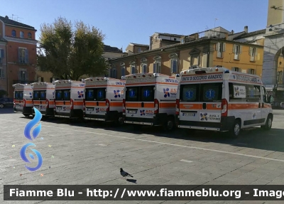 Fiat Ducato X290
Azienda Sanitaria Locale 4 
ASL Teramo
118 Abruzzo Soccorso

Benedizione delle sei nuove ambulanze in servizio presso la ASL di Teramo
5 Ducato X290 allestiti da Orion Veicoli Speciali
1 Ducato X290 allestito da GGG Elettromeccanica
Parole chiave: Fiat Ducato_X290