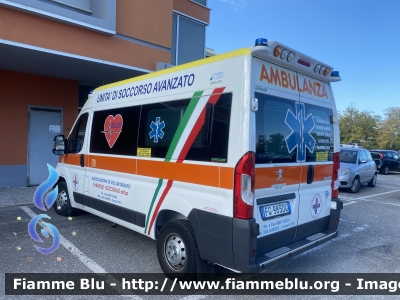 Peugeot Boxer III serie
Farnese Soccorso Onlus
Ambulanza
Allestita da Cevi Carrozzeria Europea
Codice automezzo: 18

Parole chiave: Peugeot Boxer_IIIserie Ambulanza