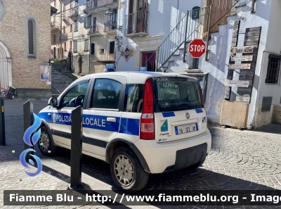 Fiat Nuova Panda 4x4 I serie
Polizia Locale
Comune di Castelli (TE)
Allestita da Celiani
Codice automezzo: 1
POLIZIA LOCALE YA 072 AM
Parole chiave: Fiat Nuova_Panda_4x4_Iserie POLIZIALOCALEYA072AM