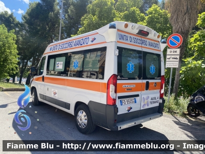 Fiat Ducato X290
Azienda Sanitaria Locale 4 
ASL Teramo
118 Abruzzo Soccorso
Codice Automezzo: T 0615
Selettiva: 1552
Allestito da GGG Elettromeccanica
Parole chiave: Fiat Ducato_X290 Ambulanza