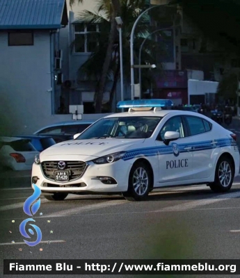 Mazda 3
Maldives - ދިވެހިރާއްޖޭގެ ޖުމްހޫރިއްޔާ - Maldive
Maldives Police Service - ދިވެހި ފުލުހުންގެ ޚިދުމަތް
