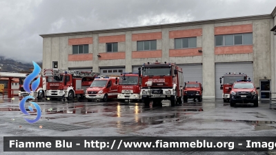 Iveco FireTech 190E44 4X4
Vigili del Fuoco
Corpo Permanente di Aosta
AutoPompaSerbatoio allestimento Iveco-Magirus
VF 22028
Parole chiave: Iveco FireTech_190E44_4X4 vf22028