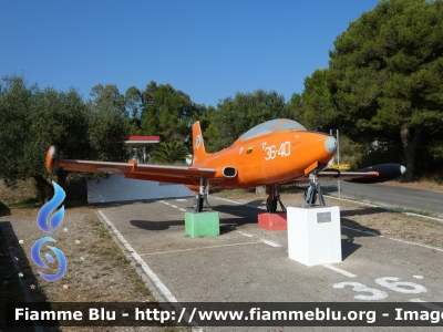 Aermacchi MB-326
Aeronautica Militare
36° Stormo
Esposto presso il comune di Gioia del Colle (BA)
36-40
MM54199
Parole chiave: Aermacchi MB-326 36-40 MM54199