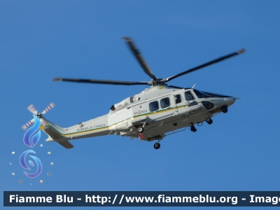 Agusta Westland AW139
Guardia di Finanza
GF 403
MM81926
Parole chiave: Agusta Westland AW139