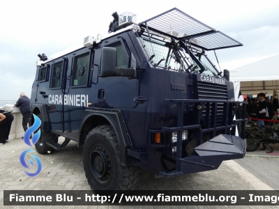 Iveco RG12 Nyala
Carabinieri
XI Reggimento "Puglia"
CC BU 013
Parole chiave: Iveco RG12_Nyala CCBU013