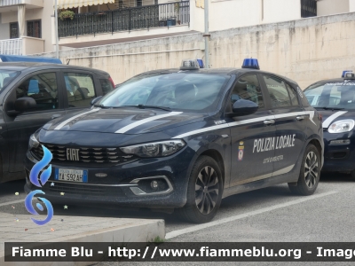 Fiat Nuova Tipo restyle
Polizia Locale Molfetta (BA)
POLIZIA LOCALE YA 592 AH
Parole chiave: Fiat Nuova Tipo_restyle POLIZIALOCALEYA592AH