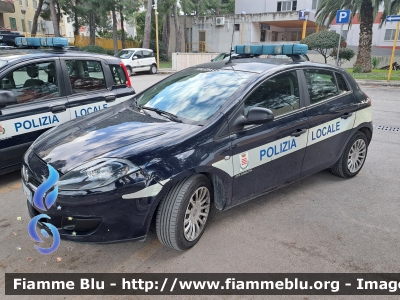 Fiat Nuova Bravo
Polizia Locale
Comune di Barletta (BT)
POLIZIA LOCALE YA 566 AG
Parole chiave: Fiat Nuova_Bravo POLIZIALOCALEYA566AG