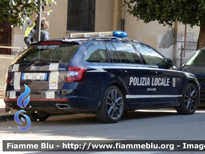 Skoda Octavia Wagon 4x4 V serie
Polizia Locale
Comune di Trani (BT)
Codice Automezzo: 13
POLIZIA LOCALE YA 518 AH
Parole chiave: Skoda Octavia Wagon_VSerie 4×4 POLIZIALOCALEYA518AH