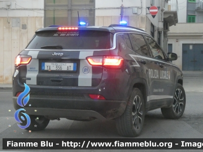 Jeep Compass 4Xe
Polizia Locale
Comune di Terlizzi (BA)
Codice Automezzo: 01
POLIZIA LOCALE YA 356 AT
Parole chiave: Jeep Compass_4xe POLIZIALOCALEYA356AT