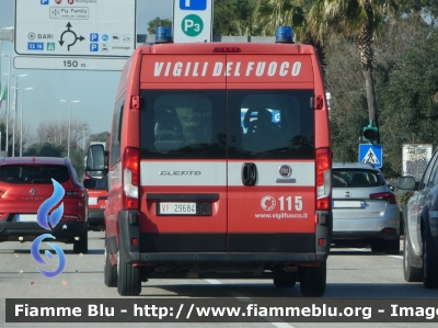 Fiat Ducato X290
Vigili del Fuoco
Comando Provinciale di Bari
VF 29684
Parole chiave: Fiat Ducato_X290 VF29684