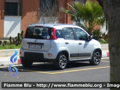 Fiat Nuova Panda II serie Hybrid
Aeronautica Militare
AM CW 423
Parole chiave: Fiat Nuova Panda_IIserie_Hybrid AMCW423