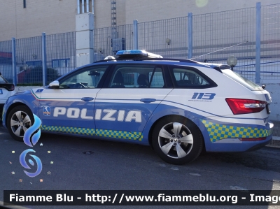 Skoda Superb Wagon III serie restyle
Polizia di Stato
Polizia Autostradale
in servizio sulla rete Autostrade per l'Italia
Allestimento Focaccia
Decorazione Grafica Artlantis
POLIZIA M7361
Parole chiave: Skoda Superb_Wagon_IIIserie_resryle POLIZIAM7361