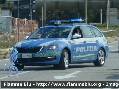 Skoda Octavia Wagon V serie
Polizia di Stato
Polizia Autostradale in servizio sulla rete Autostrade per l'Italia SPA
Allestimento Focaccia
Decorazione Grafica Artlantis
Con nuova decorazione
POLIZIA M4911
Parole chiave: Skoda Octavia_Wagon_Vserie POLIZIAM4911