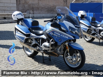 Bmw R1200RT II serie
Polizia di Stato
Polizia Stradale
POLIZIA G2899

172° Polizia di Stato
Parole chiave: Bmw R1200RT_IIserie POLIZIAG2899