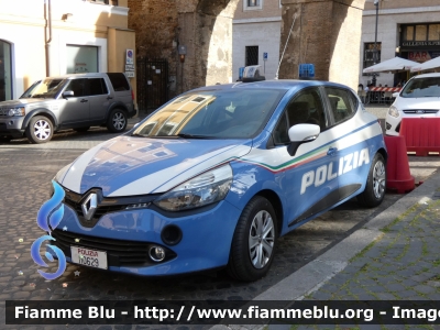 Renault Clio IV serie
Polizia di Stato
Ispettorato di Pubblica Sicurezza presso il Vaticano
Allestimento Focaccia
Decorazione Grafica Artlantis
POLIZIA M0629
Parole chiave: Renault Clio_IVserie POLIZIAM0629