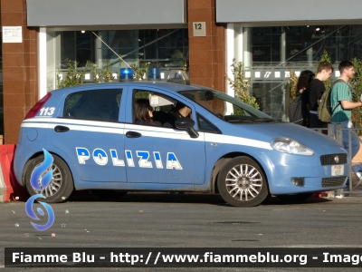 Fiat Grande Punto
Polizia di Stato
POLIZIA H5311
Parole chiave: Fiat Grande_Punto POLIZIAH5311