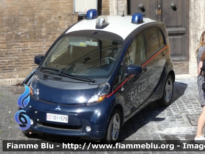 Mitsubishi I-Miev
Carabinieri
CC DI 578
Parole chiave: Mitsubishi I-Miev CCDI578