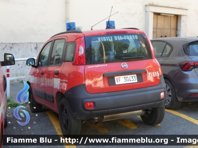 Fiat Nuova Panda 4x4 II serie
Vigili del Fuoco
Comando Provinciale di Roma
VF 30433
Parole chiave: Fiat Nuova Panda_4x4_IIserie VF30433