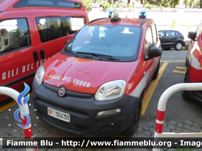 Fiat Nuova Panda 4x4 II serie
Vigili del Fuoco
Comando Provinciale di Roma
Polizia Giudiziaria
VF 30430
Parole chiave: Fiat Nuova Panda_4x4_IIserie VF30430