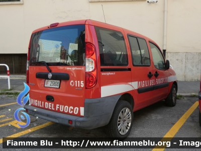 Fiat Doblò II serie
Vigili del Fuoco
Comando Provinciale di Roma
VF 25808
Parole chiave: Fiat Doblò_IIserie VF25808