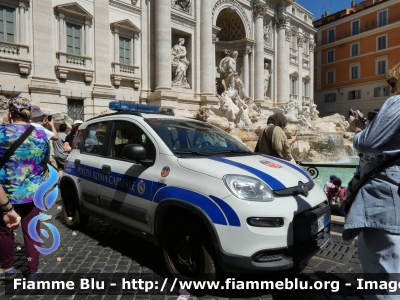 Fiat Nuova Panda 4x4 II serie
Polizia Roma Capitale
Allestimento Elevox
Codice Automezzo: 428
Parole chiave: Fiat Nuova Panda_4x4_IIserie