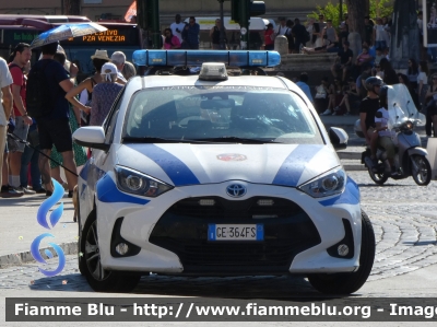 Toyota Yaris Hybrid IV serie
Polizia Roma Capitale
Allestimento Elevox
Codice Automezzo: 573
Parole chiave: Toyota Yaris_Hybrid_IVserie