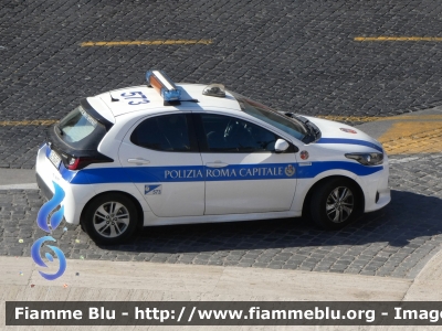 Toyota Yaris Hybrid IV serie
Polizia Roma Capitale
Allestimento Elevox
Codice Automezzo: 573
Parole chiave: Toyota Yaris_Hybrid_IVserie