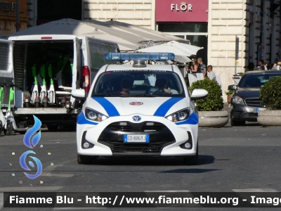 Toyota Yaris Hybrid IV serie
Polizia Roma Capitale
Allestimento Elevox
Codice Automezzo: 559
Parole chiave: Toyota Yaris_Hybrid_IVserie