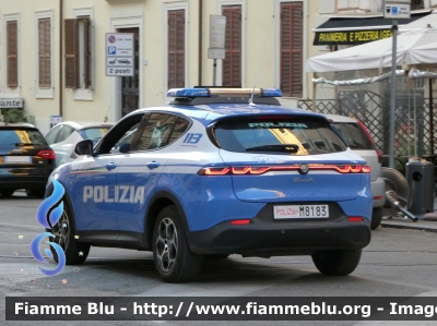 Alfa Romeo Tonale
Polizia di Stato
Squadra Volante
Allestimento FCA
POLIZIA M8183
Parole chiave: Alfa-Romeo Tonale POLIZIAM8183