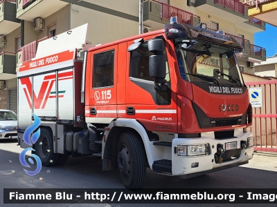 Iveco EuroCargo 120EL25 IV serie
Vigili del Fuoco
Comando Provinciale di Bari
AutoPompaSerbatoio allestimento Magirus
VF 31960
Parole chiave: Iveco Eurocargo_120EL25_IVserie VF31960