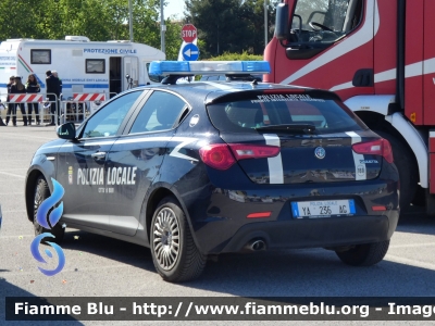 Alfa Romeo Nuova Giulietta restyle
Polizia Locale
Comune di Bari (BA)
Codice Automezzo: 169
POLIZIA LOCALE YA 236 AG
Parole chiave: Alfa-Romeo Nuova Giulietta_restyle POLIZIALOCALEYA236AG