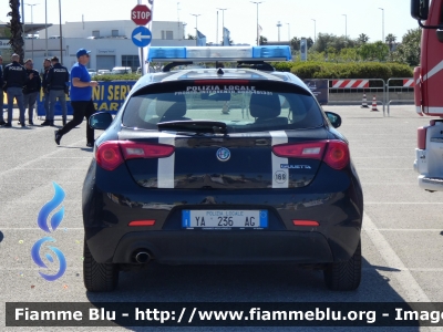 Alfa Romeo Nuova Giulietta restyle
Polizia Locale
Comune di Bari (BA)
Codice Automezzo: 169
POLIZIA LOCALE YA 236 AG
Parole chiave: Alfa-Romeo Nuova Giulietta_restyle POLIZIALOCALEYA236AG