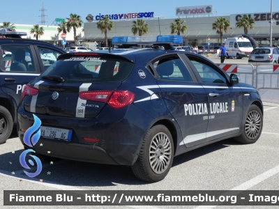 Alfa Romeo Nuova Giulietta restyle
Polizia Locale
Comune di Bari (BA)
Codice Automezzo: 169
POLIZIA LOCALE YA 236 AG
Parole chiave: Alfa-Romeo Nuova Giulietta_restyle POLIZIALOCALEYA236AG