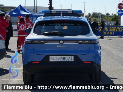 Alfa Romeo Tonale
Polizia di Stato
Squadra Volante
Allestimento FCA
POLIZIA M8074
Parole chiave: Alfa-Romeo Tonale POLIZIAM8074