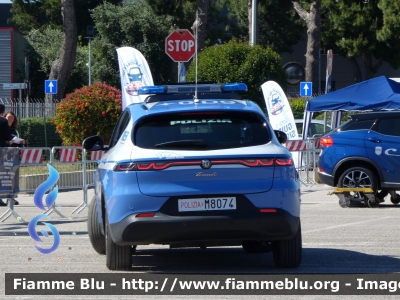 Alfa Romeo Tonale
Polizia di Stato
Squadra Volante
Allestimento FCA
POLIZIA M8074
Parole chiave: Alfa-Romeo Tonale POLIZIAM8074