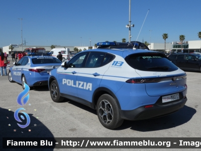 Alfa Romeo Tonale
Polizia di Stato
Squadra Volante
Allestimento FCA
POLIZIA M8072
Parole chiave: Alfa-Romeo Tonale POLIZIAM8072