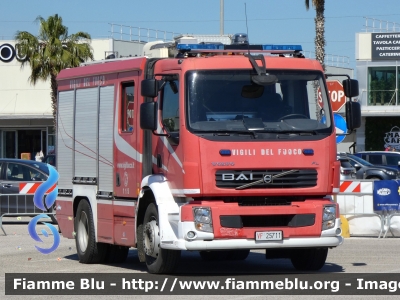 Volvo FL 280 III serie
Vigili del Fuoco
Comando Provinciale di Bari
AutoPompaSerbatoio allestimento BAI
VF 25711
Parole chiave: Volvo FL_280_IIIserie VF25711