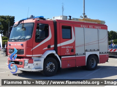 Volvo FL 280 III serie
Vigili del Fuoco
Comando Provinciale di Bari
AutoPompaSerbatoio allestimento BAI
VF 25711
Parole chiave: Volvo FL_280_IIIserie VF25711